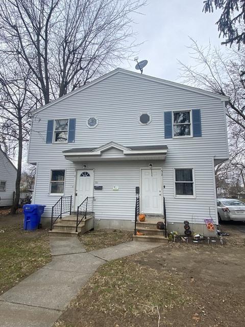 70 Burr St, Springfield, MA 01109 photo 1