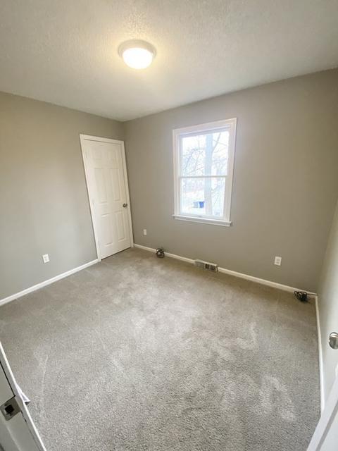 70 Burr St, Springfield, MA 01109 photo 12