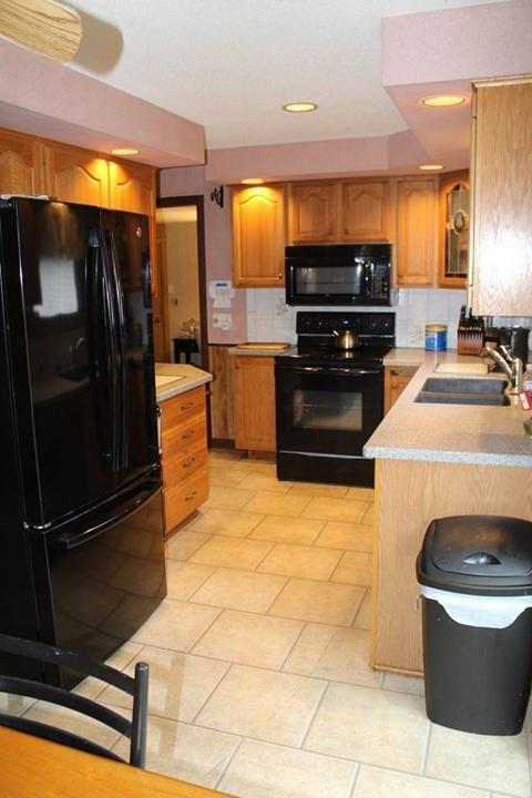 130 Timothy Cir, Springfield, MA 01119 photo 5