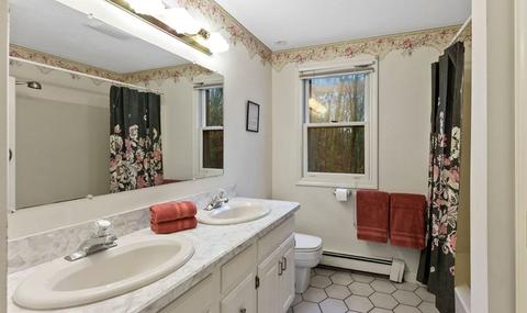 112 Blackstone St, Mendon, MA 01756 photo 21