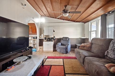 63 Porter St, Springfield, MA 01104 photo 7