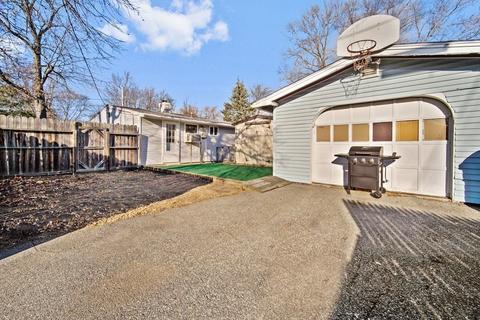 63 Porter St, Springfield, MA 01104 photo 4