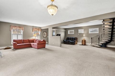 94 Forest St, Worcester, MA 01609 photo 15