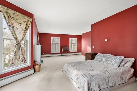 94 Forest St, Worcester, MA 01609 photo 25