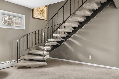 94 Forest St, Worcester, MA 01609 photo 24