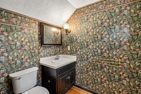 94 Forest St, Worcester, MA 01609 photo 14