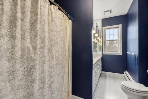 94 Forest St, Worcester, MA 01609 photo 32