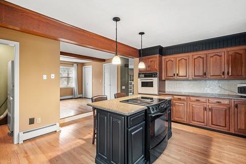 94 Forest St, Worcester, MA 01609 photo 6