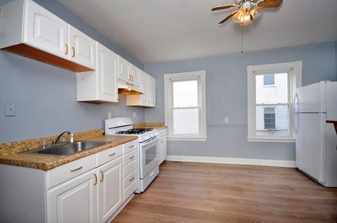30 Esther St, Worcester, MA 01607 photo 16