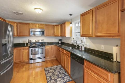 17 Bangor St, Worcester, MA 01604 photo 6