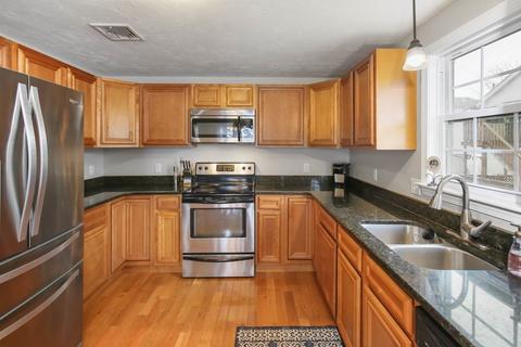 17 Bangor St, Worcester, MA 01604 photo 11