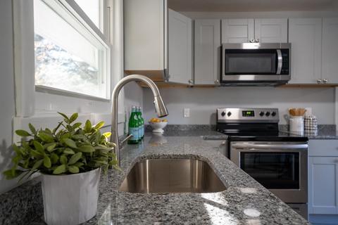 4 Larch Rd, Georgetown, MA 01833 photo 3