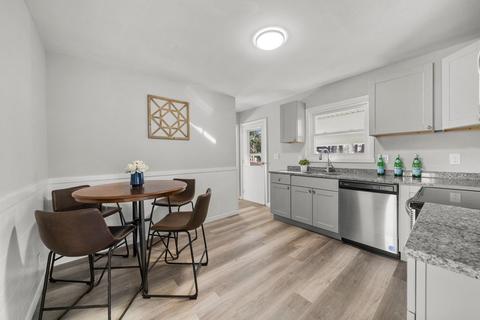 4 Larch Rd, Georgetown, MA 01833 photo 4