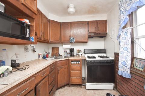 142 Putnam Cir, Springfield, MA 01104 photo 37