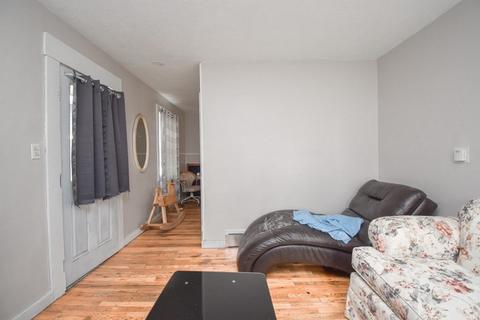 142 Putnam Cir, Springfield, MA 01104 photo 21