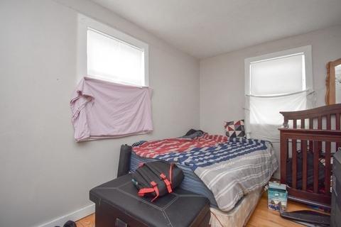 142 Putnam Cir, Springfield, MA 01104 photo 25
