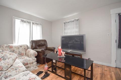 142 Putnam Cir, Springfield, MA 01104 photo 20