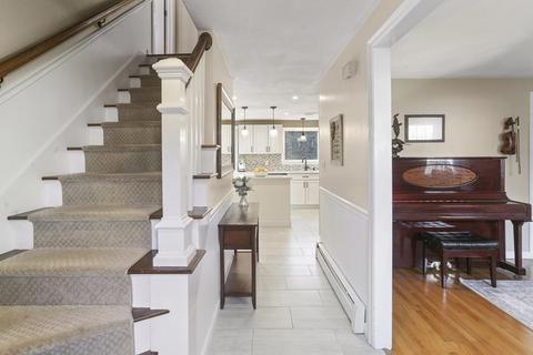 18 Dettling Rd, Maynard, MA 01754 photo 5