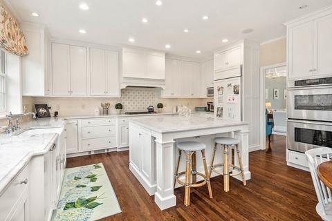 2 Isaac Sprague Dr, Hingham, MA 02043 photo 6