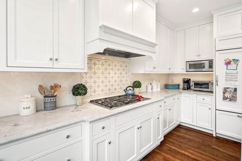 2 Isaac Sprague Dr, Hingham, MA 02043 photo 8