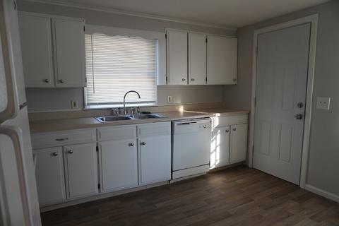 518 King St, Springfield, MA 01109 photo 7