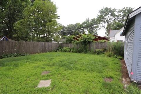 28 David St, Springfield, MA 01104 photo 3