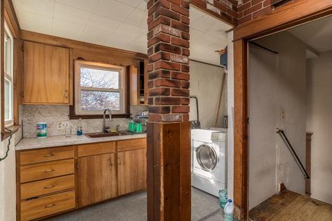 22 Upland St, Springfield, MA 01104 photo 28