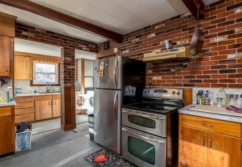 22 Upland St, Springfield, MA 01104 photo 25