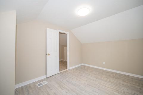 8 Heath St, Worcester, MA 01610 photo 18
