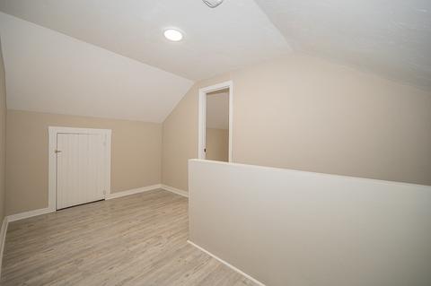 8 Heath St, Worcester, MA 01610 photo 16
