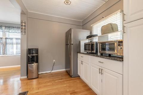 10 Glade St, Worcester, MA 01610 photo 16
