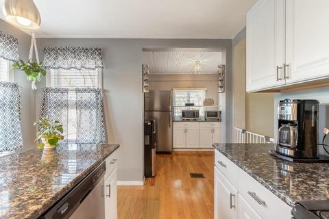 10 Glade St, Worcester, MA 01610 photo 15