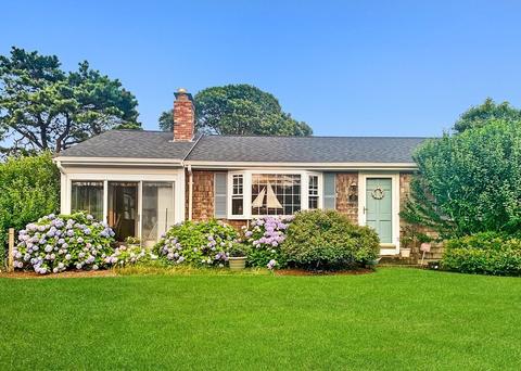82 Cornell Dr, Dennis, MA 02639 photo 1