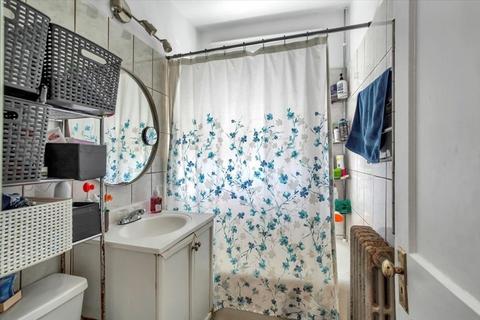 68 Linden St #48, Everett, MA 02149 photo 9