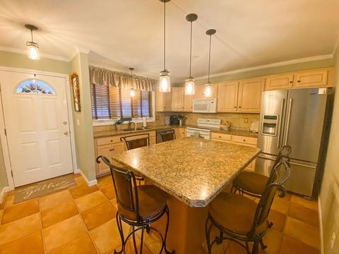 210 Johnson Rd #11, Chicopee, MA 01022 photo 4