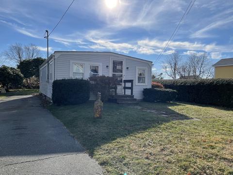 47 Jerusalem Rd, Fairhaven, MA 02719 photo 1
