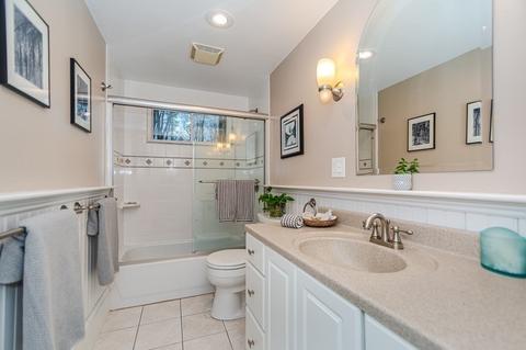 4 Garrett Rd, Reading, MA 01867 photo 18