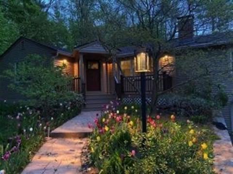 4 Garrett Rd, Reading, MA 01867 photo 28