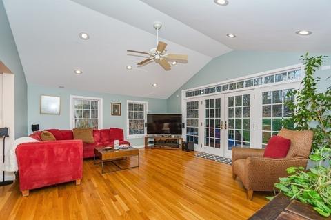 4 Garrett Rd, Reading, MA 01867 photo 9