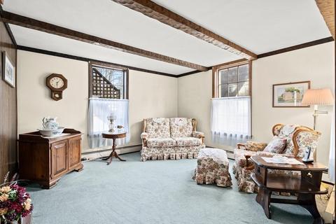 32 Centre St, Danvers, MA 01923 photo 5