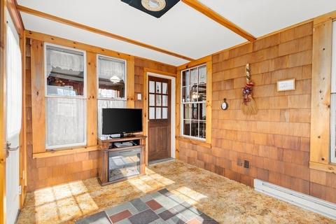 32 Centre St, Danvers, MA 01923 photo 13