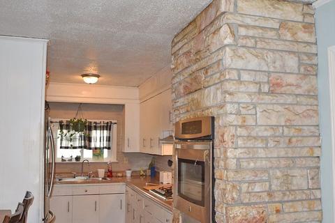 154 Langley St, Fall River, MA 02720 photo 4