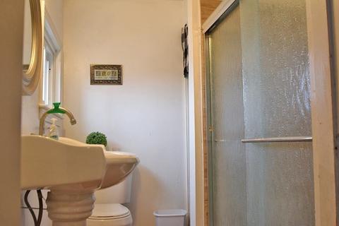 154 Langley St, Fall River, MA 02720 photo 8