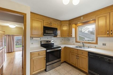 4 Rowell Rd, Danvers, MA 01923 photo 13