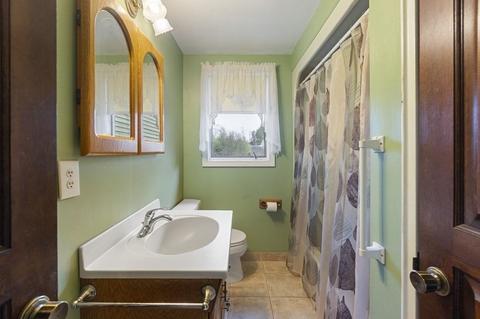 4 Rowell Rd, Danvers, MA 01923 photo 32