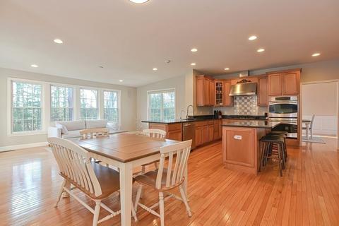17 Francis Dr, Upton, MA 01568 photo 3