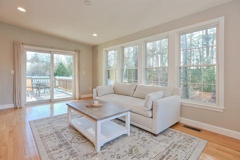 17 Francis Dr, Upton, MA 01568 photo 8