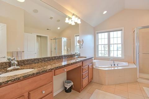 17 Francis Dr, Upton, MA 01568 photo 31