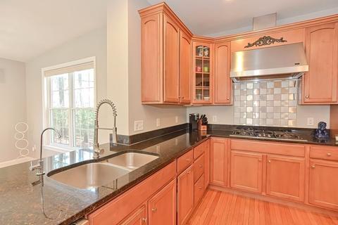 17 Francis Dr, Upton, MA 01568 photo 6