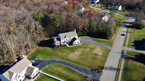 20 Francis Dr, Upton, MA 01568 photo 2